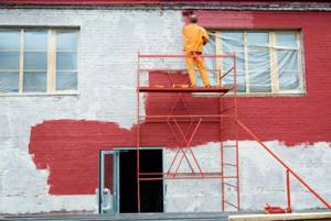 Чем покрасить кирпичный дом снаружи - виды краски, инструкция, советы каменщиков